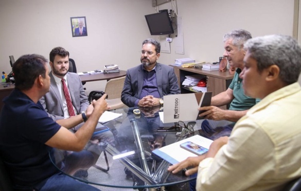 Reunião na Prefeitura de Teresina com a indústria de alimentos Frango Forte