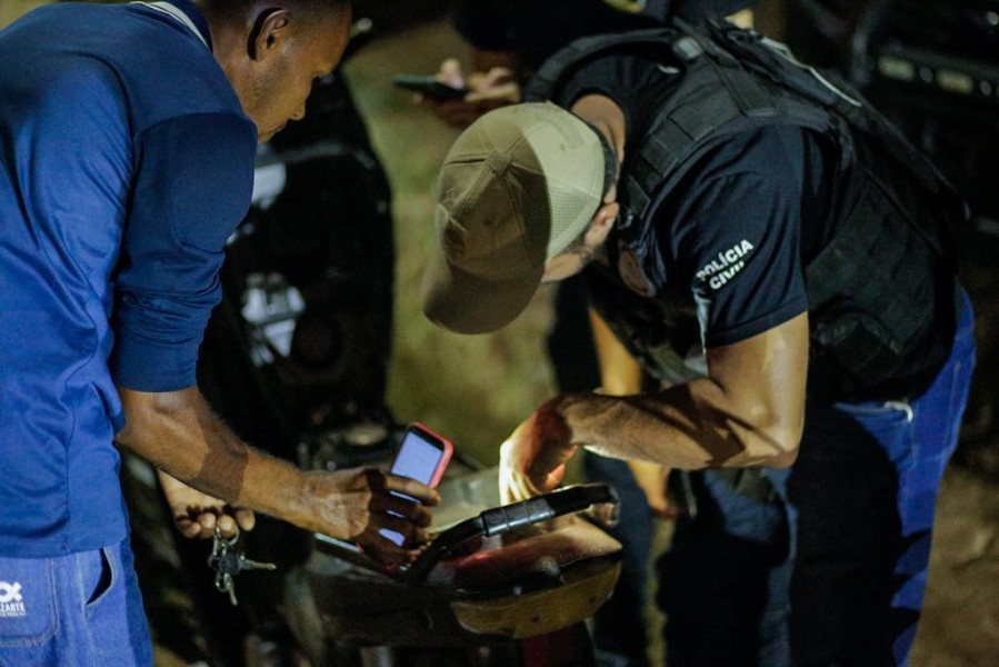 Seis pessoas foram conduzidas por receptação