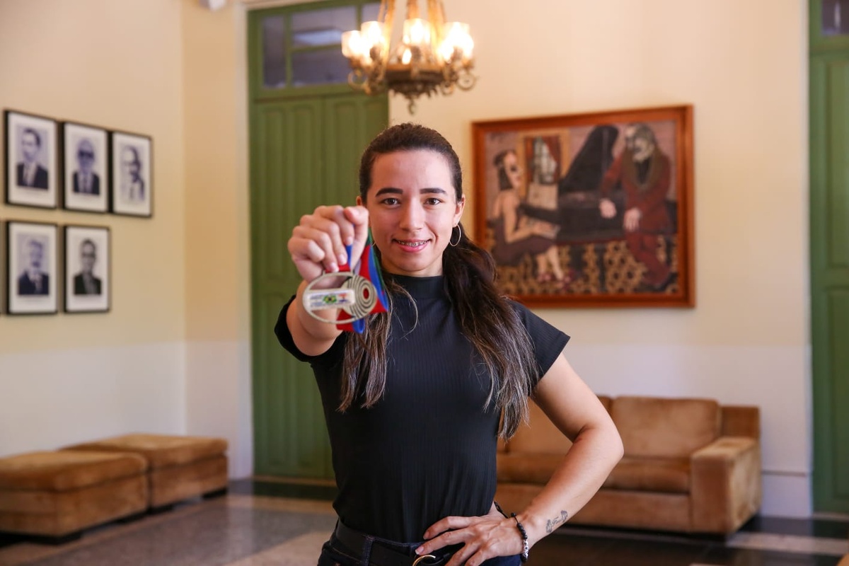 Victória Andressa conquistou medalha em campeonato Sul-Americano
