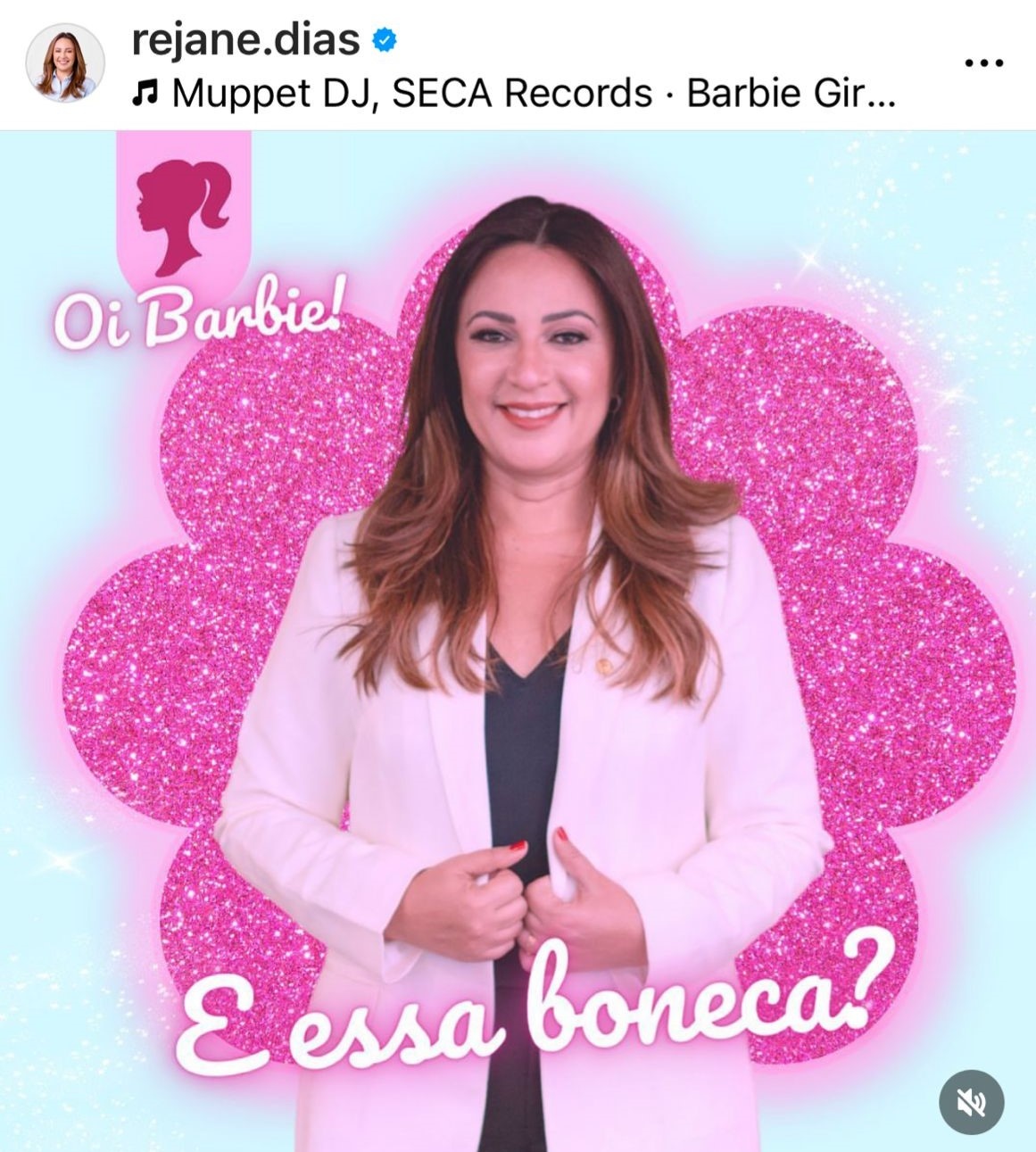 A conselheira do TCE Rejane vestida de Barbie