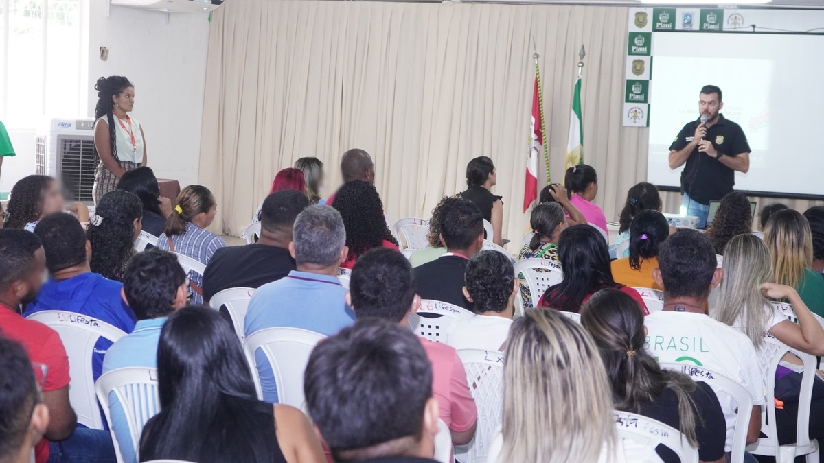 As pessoas intimadas começaram a prestar depoimentos nesta sexta-feira