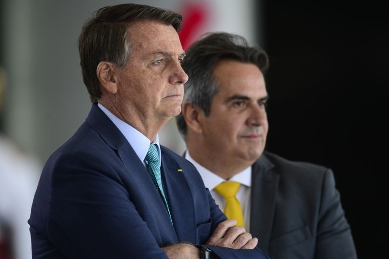 Ciro Nogueira reage a condenação de Bolsonaro, mas divagas nas postagens no Twitter. Como quem diz, ou não diz coisa com coisa