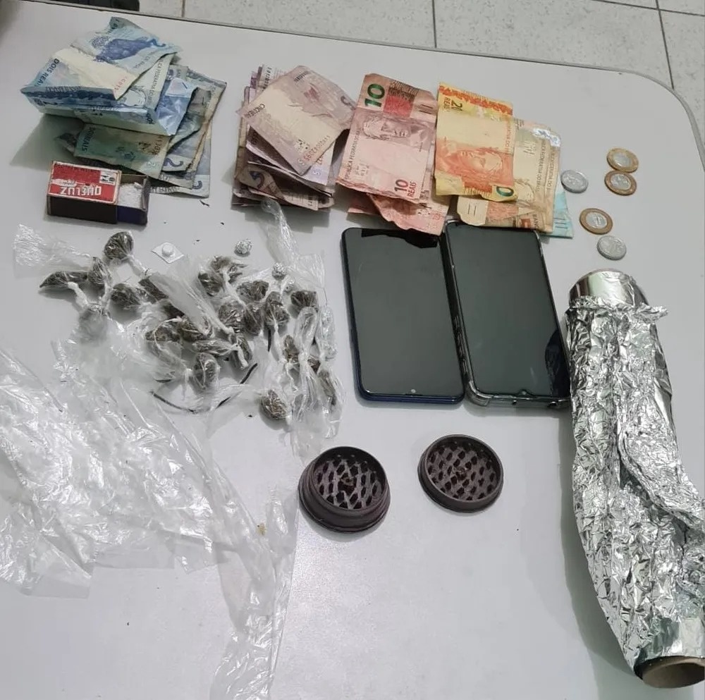 material apreendido na dilligência
