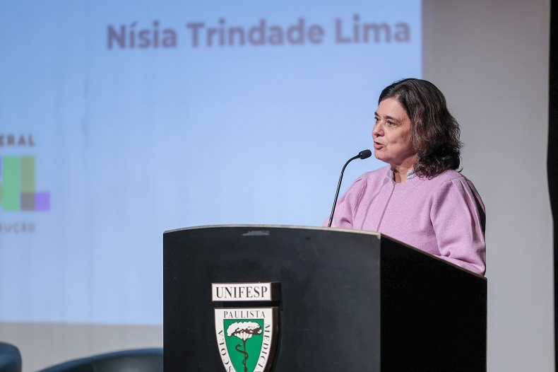 Nísia Trindade Ministra da Saúde