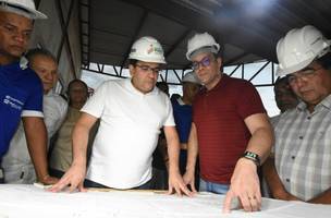 O governador passou por várias cidades e encerrou sua agenda em Picos (Foto: Ascom)