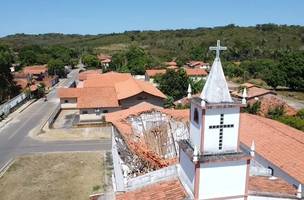 Teto da igreja de São Raimundo Nonato em Curralinhos (Foto: Reprodução)