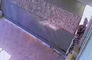 Acusada de furto leva jóias avaliadas em R$ 7 mil (Foto: Redes sociais)
