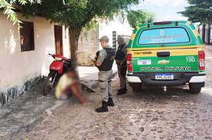 Adolescente é apreendido com motocicleta sob restrição no Piauí (Foto: Divulgação-PM)