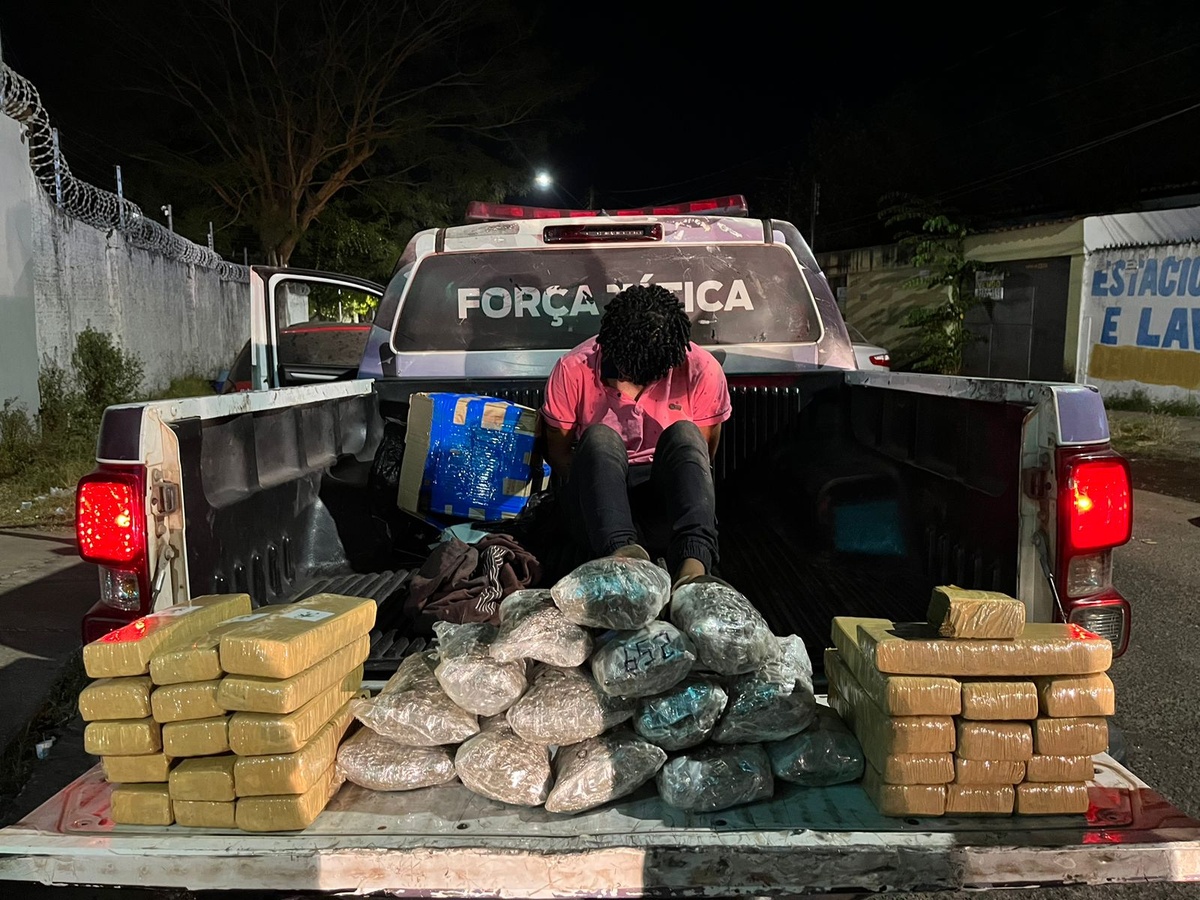 Cerca de R$ 80 mil em entorpecentes estava em posse do homem