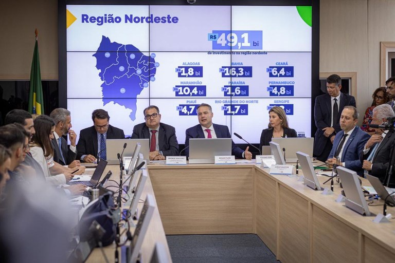 Governo irá investir R$ 280 bilhões em ferrovias e rodovia brasileiras