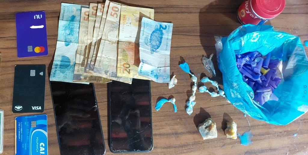 Itens apreendidos durante a ação