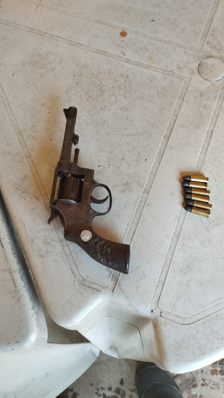 Arma apreendida durante a ação