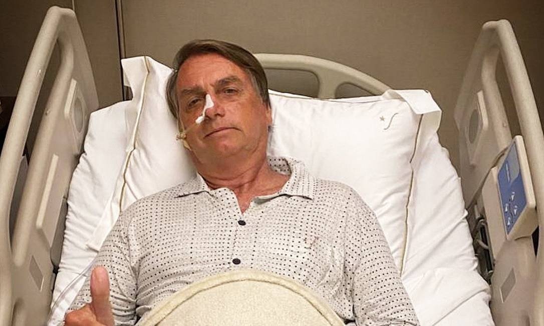 Bolsonaro internado
