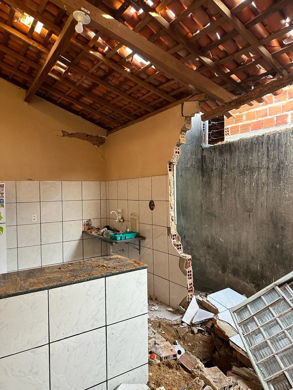 explosão de fossa