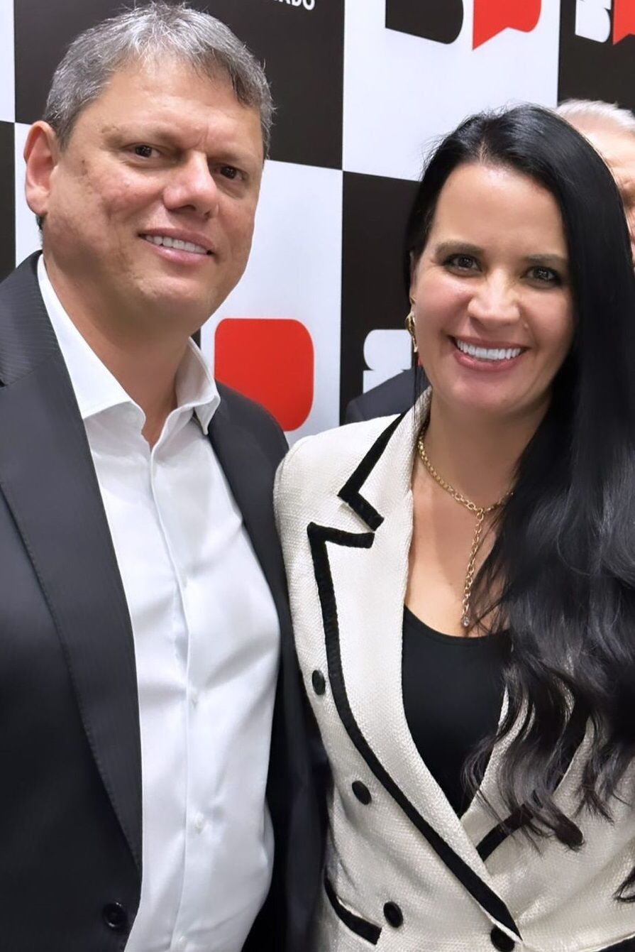 Governador Tarcísio Freitas e Deputada Letícia Aguiar