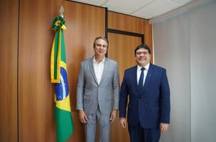 Ministro da Educação, Camilo Santana, e o governador Rafael Fonteles (Foto: Governo do Piauí)