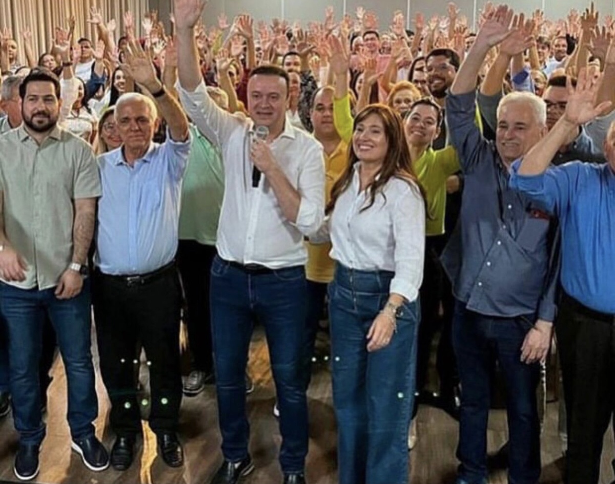 O dia em que Paulo Márcio foi lançado por Themistocles e agora Madison avisa que o MDB (que é de Themistocles) nao apoia