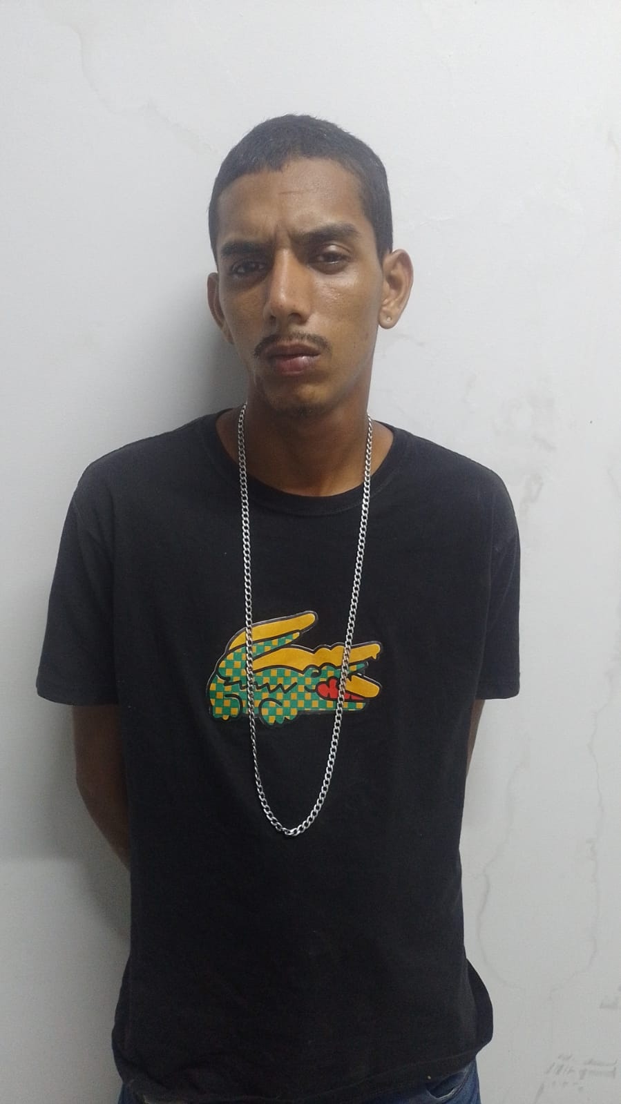 O suspeito foi encaminhado à Central de Fagrantes