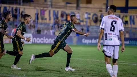 Leandro Amorim, zagueiro do Altos, Altos x ASA, pré-Copa do Nordeste 2024