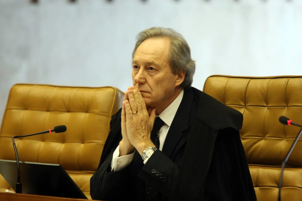 Lewandowski atuou por 17 anos no Supremo, e se aposenta por completar a idade limite do cargo, de 75 anos. Carioca, participou de importantes decisões na Corte