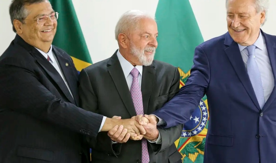 Lula, Dino e Lewandowski