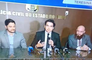 Nada melhor que um holofote para melhorar a imagem… (Foto: Reprodução)