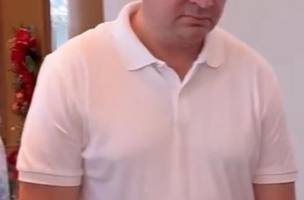 Pelo semblante de Paulo Márcio, tudo que os emedebistas diziam em sua casa entrava por um ouvido e saia pelo outro. Ele deve seguir como candidato a prefeito (Foto: Reprodução)