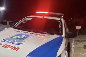 Polícia Militar prende homem suspeito de agredir a mãe, de 70 anos (Foto: Portal P2)