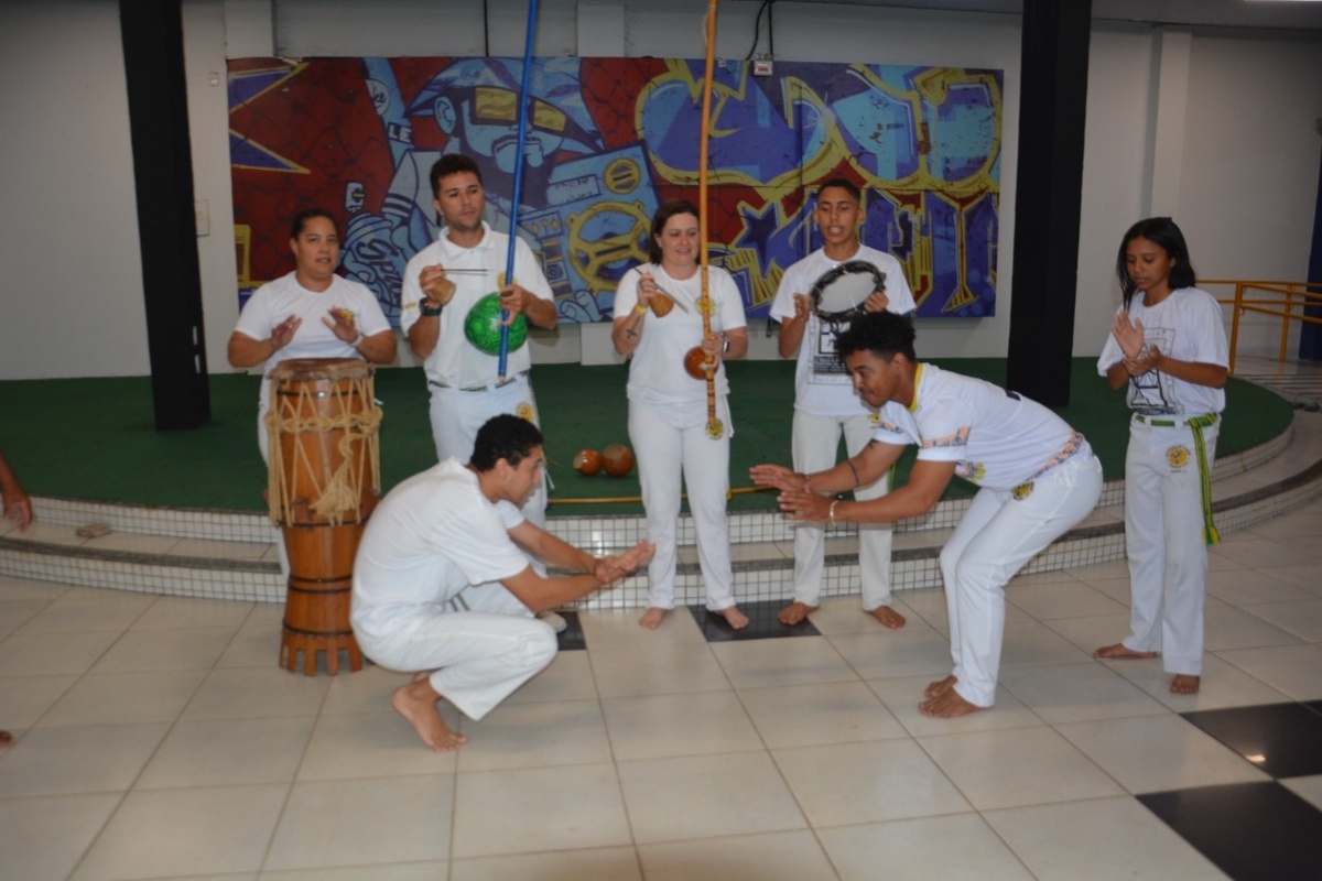 Capoeira gratuita para a comunidade