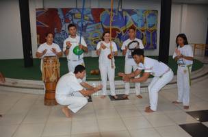 Capoeira gratuita para a comunidade (Foto: Divulgação)