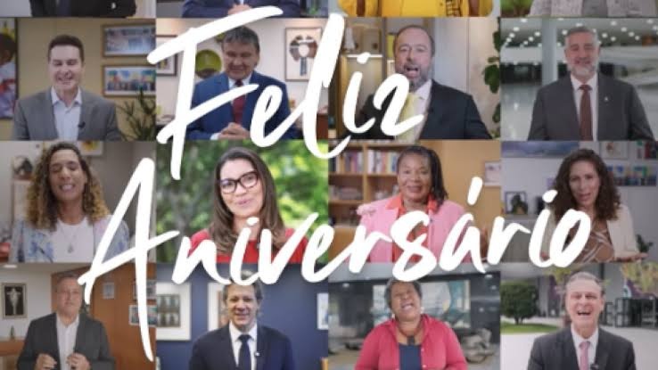 Completando 79 anos, Lula ganha vídeo de homenagem com Janja e seus 39 ministros