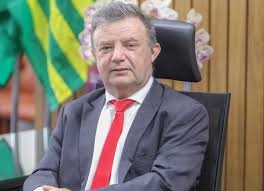 Des Hilo de Almeida