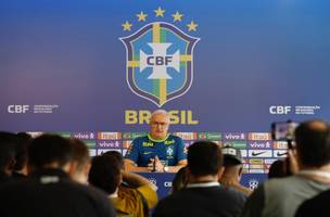Dorival Junior anuncia escalação da seleção brasileira (Foto: Rafael Ribeiro/CBF)