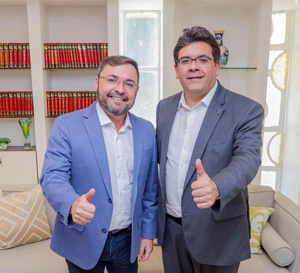 Fabio Novo foi à reunião dos derrotados com o governador. O foco foram os institutos picaretas