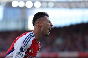 Gabriel Martinelli fez um dos gols da vitória do Arsenal (Foto: AFP)