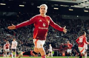Garnacho comemora gol sobre o Brentford pela Premier League• Reprodução/Instagram/Manchester United (Foto: • Reprodução/Instagram/Manchester United)