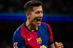 Lewandowski comemora gol no clássico contra o Real Madrid• X/Barcelona (Foto: • X/Barcelona)