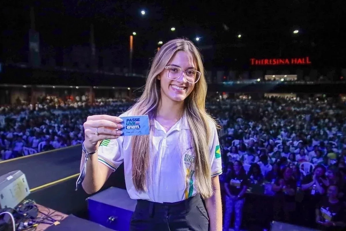 Mais de 16 mil estudantes recebem passe livre para fazer o Enem 2024 no Piauí