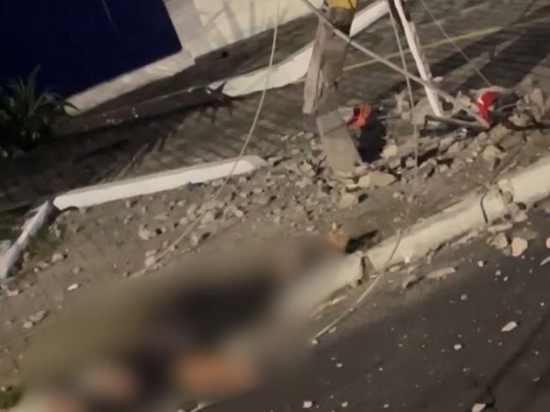 Motociclista colide com poste de iluminação e morre na zona Leste de Teresina