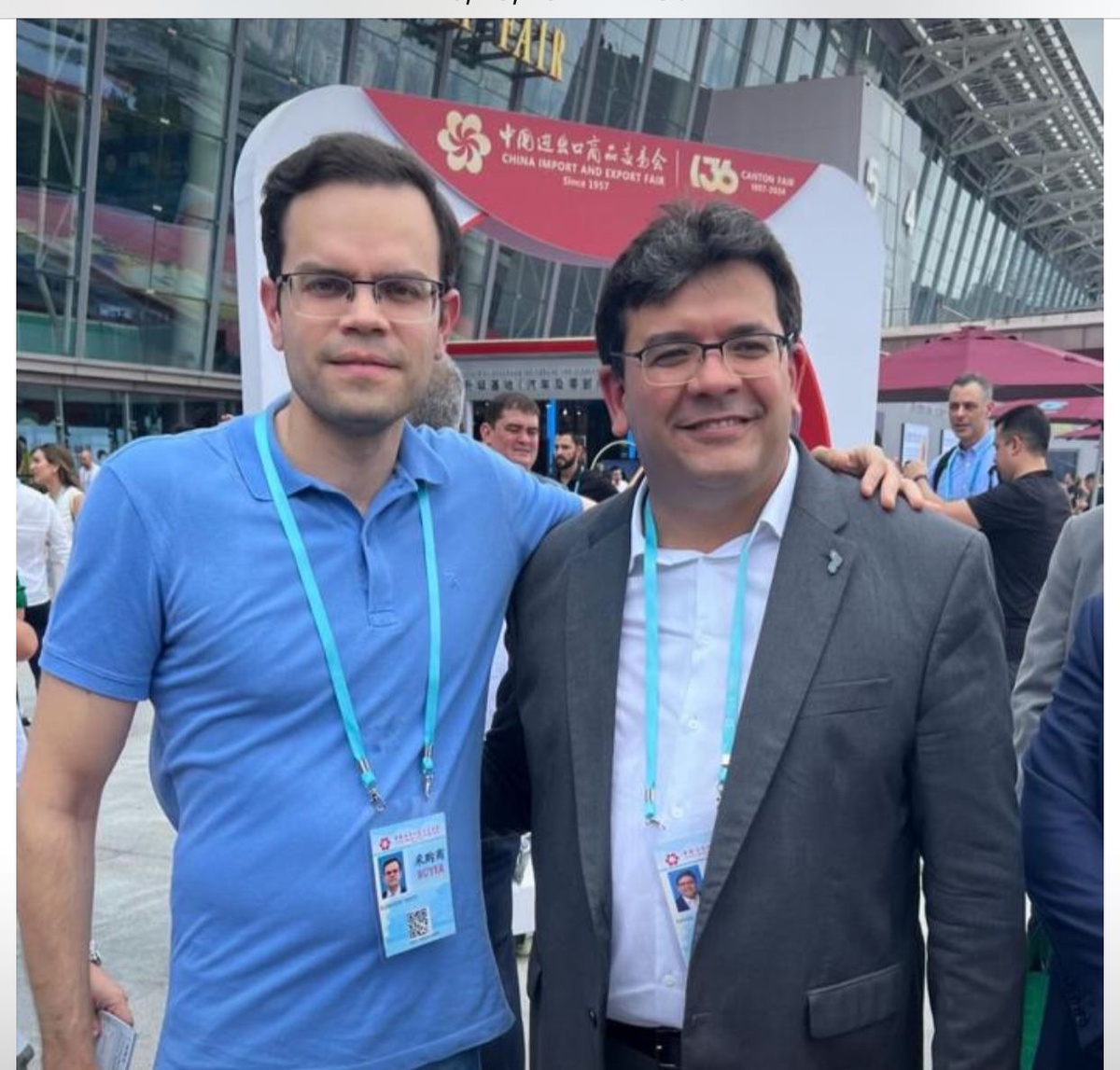 Rafael com Alexandre na China: deixando para trás problemas das eleições