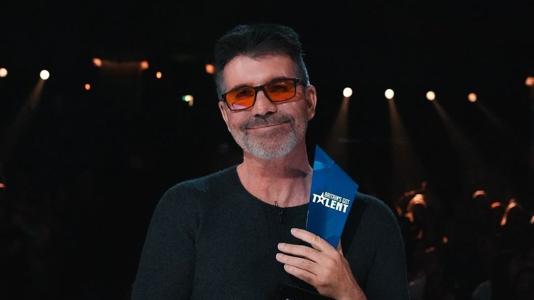 Simon Cowell, criador do programa e do One Direction, suspende produção do reality
