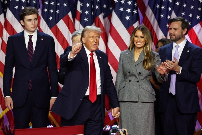 Ações do grupo de mídia de Trump disparam após reeleição do ex-presidente.