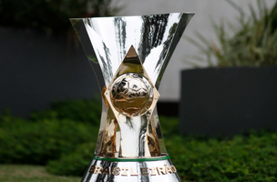 Capa (Foto: Reprodução/Lívia Villas Boas / CBF)