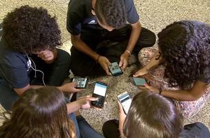 criticam celular na escola (Foto: Pesquisadores)