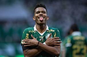 Estevão comemora seu gol marcado sobre o Fortaleza• RONALDO BARRETO/THENEWS2/ESTADÃO CONTEÚDO TN220241026009 - 26/10/2024 (Foto: • RONALDO BARRETO/THENEWS2/ESTADÃO CONTEÚDO TN220241026009 - 26/10/202)