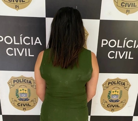 Funcionária é presa após fornecer o próprio pix para clientes de loja no Piauí