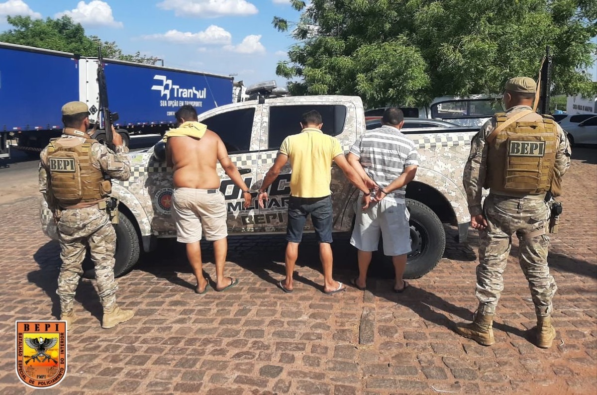 Homens presos durante a ação conjunta