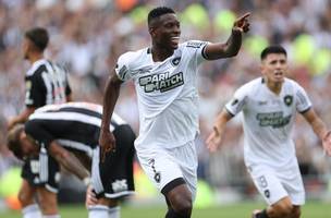 Luiz Henrique fez um gol e sofreu um pênalti em Atlético-MG x Botafogo, pela final da Libertadores (Foto: Vítor Silva/Botafogo)