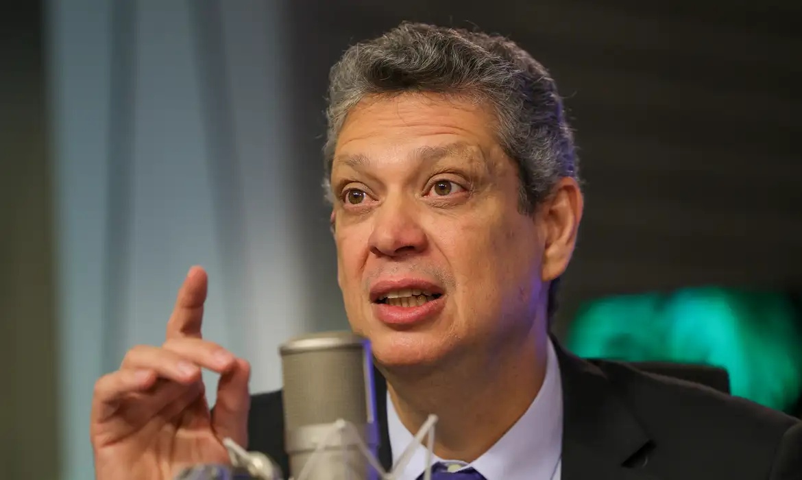 Márcio Macêdo afirmou que vai esperar encaminhamento do Congresso