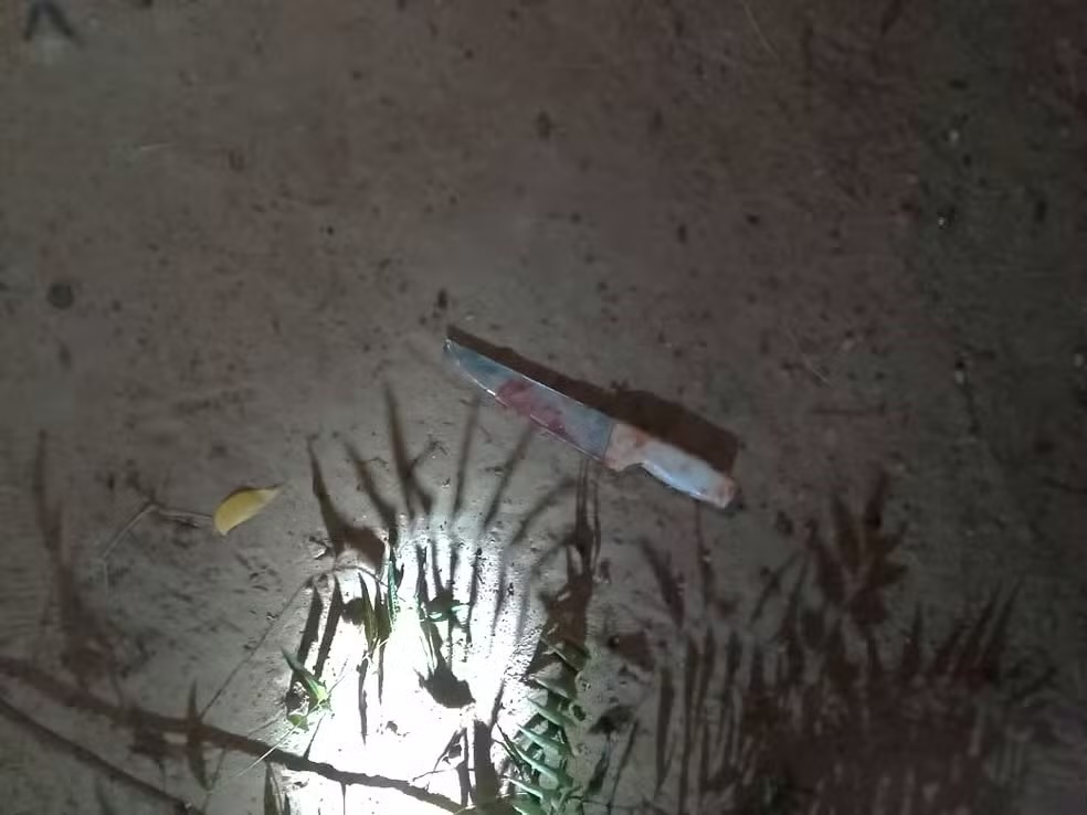 Marido tenta matar esposa a facadas e tirar a própria vida no Norte do Piauí